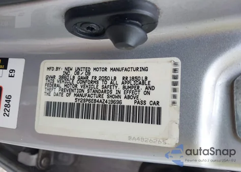 2010 Pontiac Vibe из США, поврежденный, VIN 5Y2SP6E84AZ419696